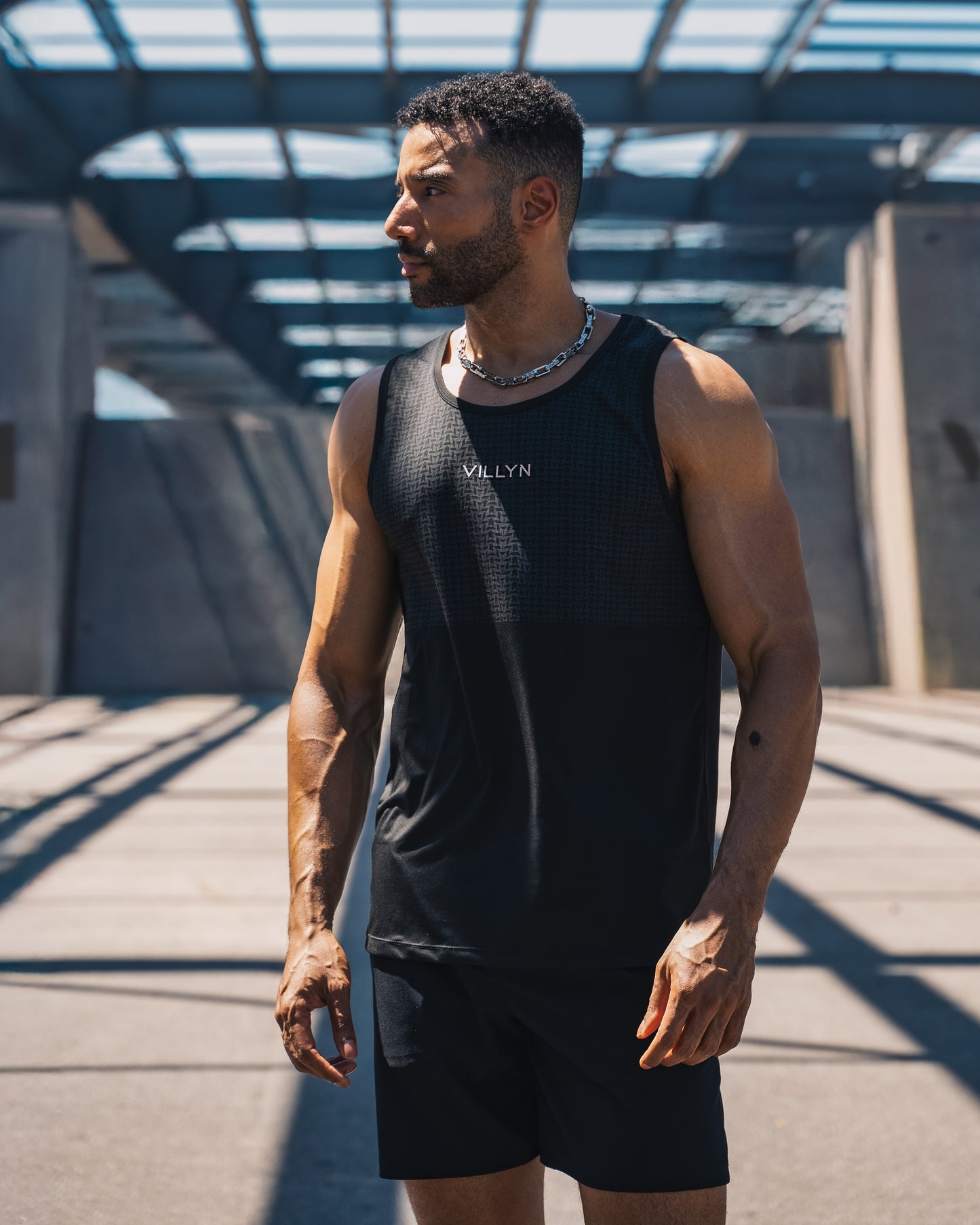 DEFIANCE ACTIVE TANK - SHADOW/BLACK